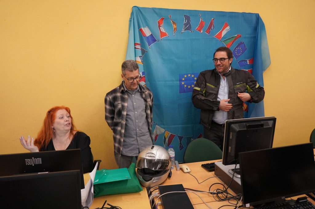 WhatsApp-Image-2026-05-05-at-10.05.11-2-1024x682 Semana da Europa no AECL - Grupo de Geografia