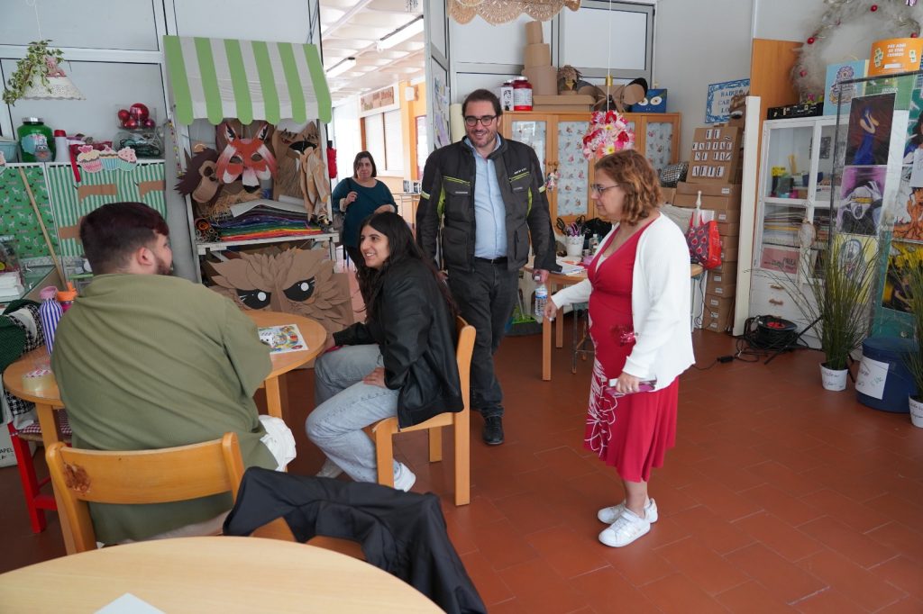 WhatsApp-Image-2026-05-05-at-10.05.15-1-1024x682 Semana da Europa no AECL - Grupo de Geografia