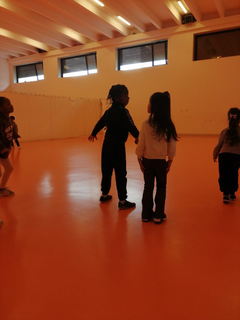 WhatsApp-Image-2026-05-17-at-16.04.40-768x1024 A aprender somos felizes (sala verde - EB1/JI da Mina)