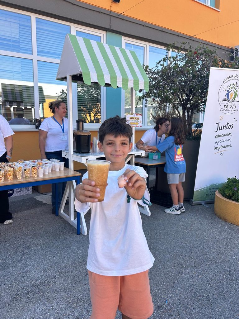 WhatsApp-Image-2026-10-17-at-10.11.56-7-768x1024 Dia Mundial da Alimentação – Um lanche mais saudável na Cardoso Lopes